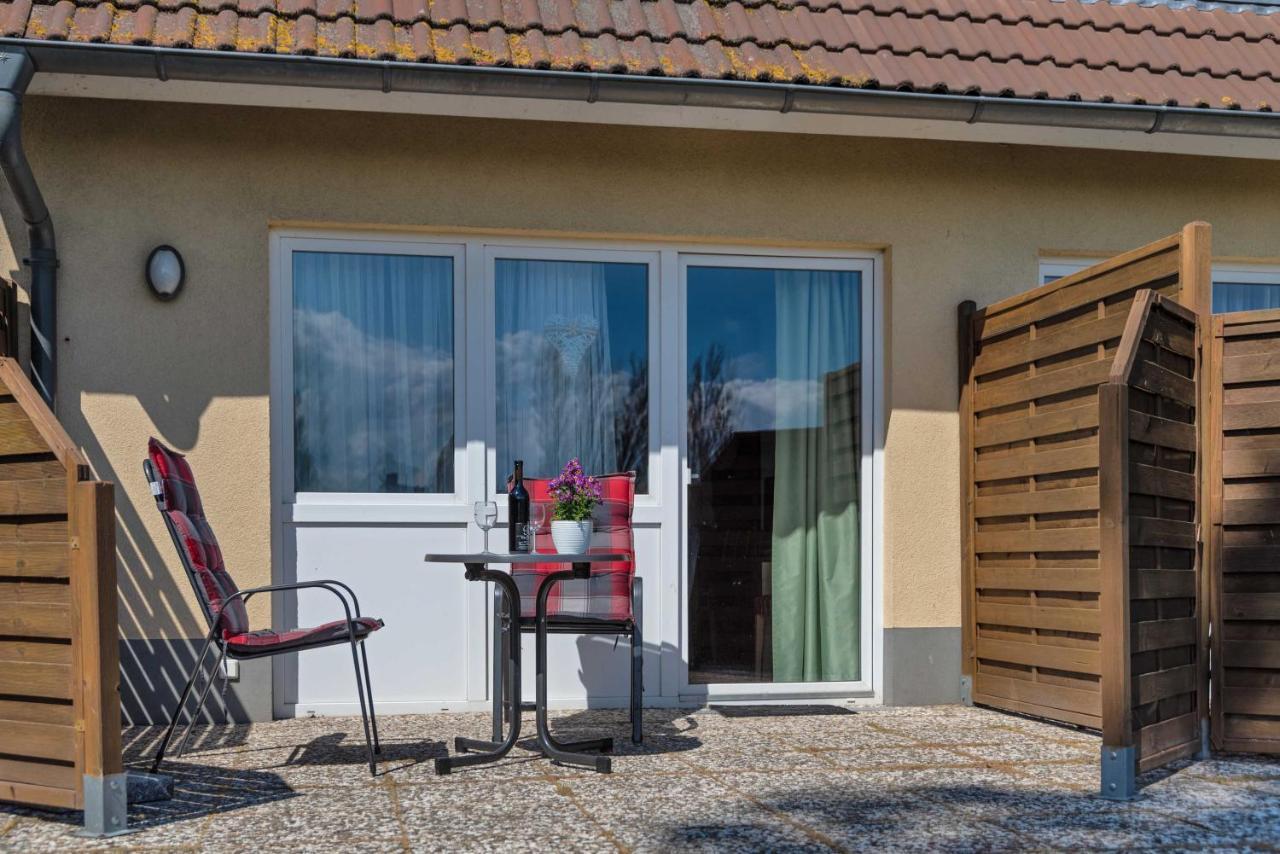Haus Inselperle Mit Blick Auf Den Bodden Apartment Alt Reddevitz Стая снимка